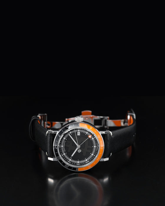 CRYPTOMATIC Jetsetter JET-121 side profile
