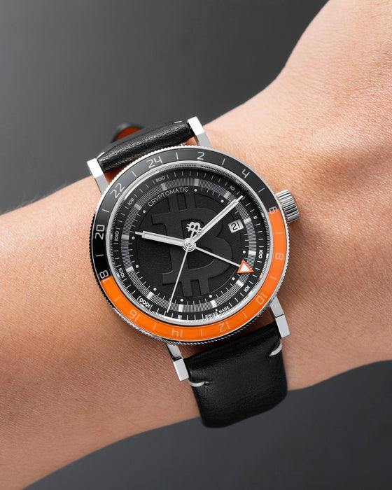 CRYPTOMATIC Jetsetter JET-121 detail shot