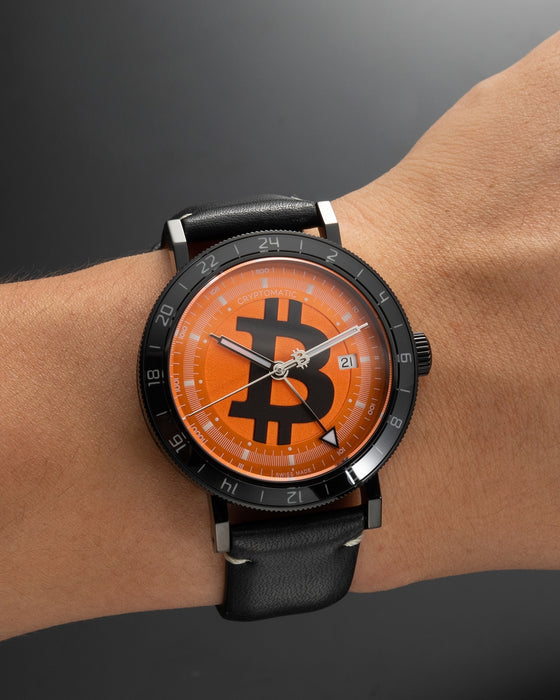 CRYPTOMATIC Jetsetter JET-213 with butterfly buckle strap